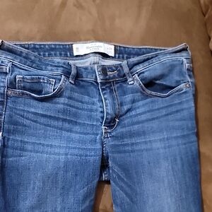 Abercrombie & Fitch Men's Blue Skinny Jeans